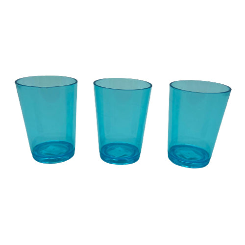 Short plastic cups
