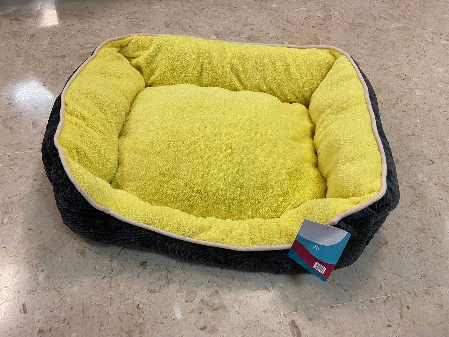 Pet bed assorted