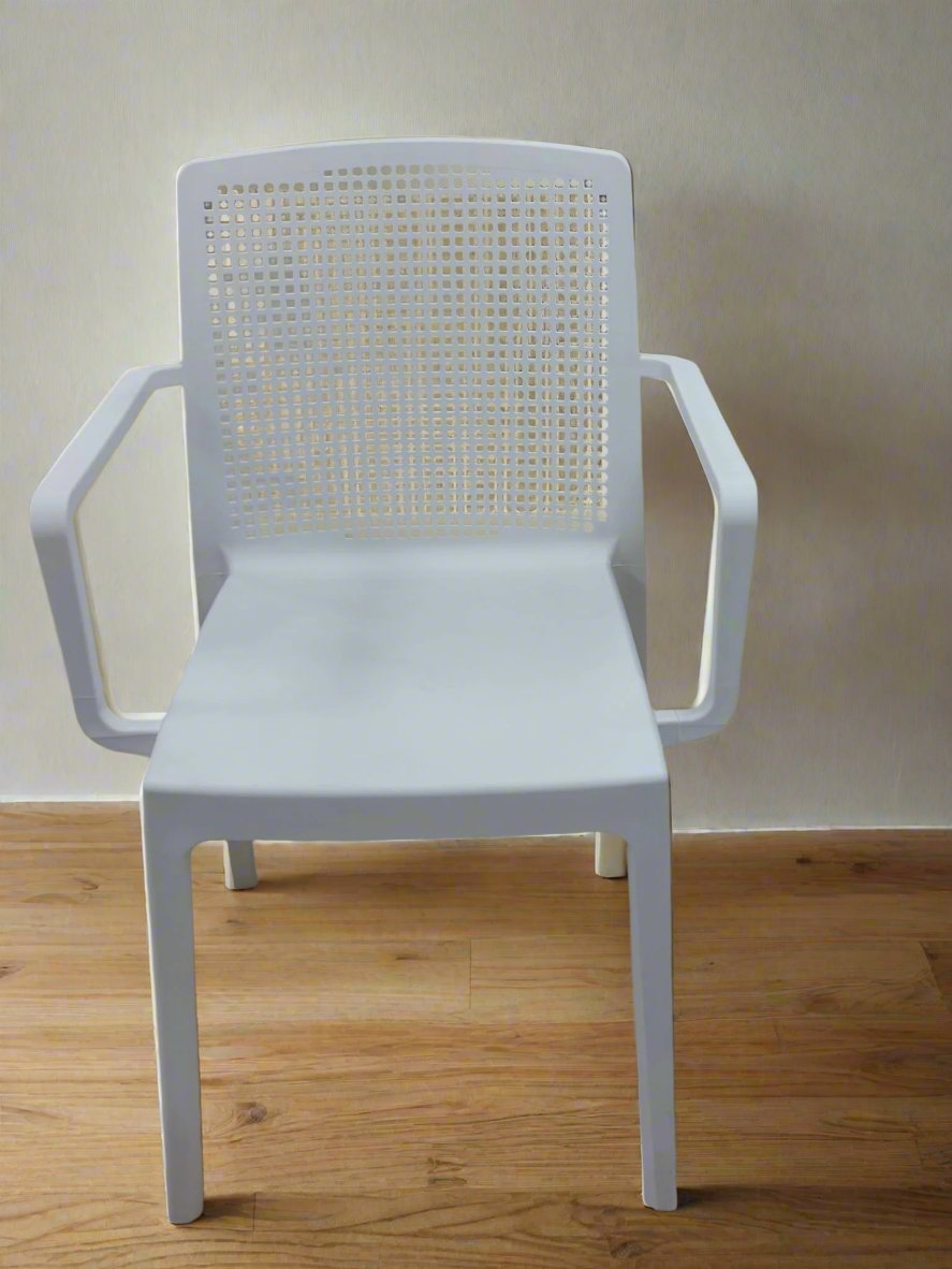 Mona Chair