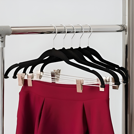 5 Velvet Hanger W/Clip