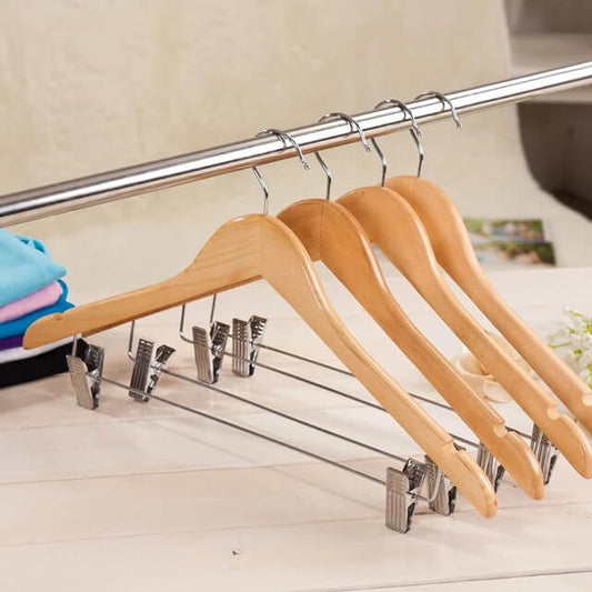 5 Wooden Hanger with Clips