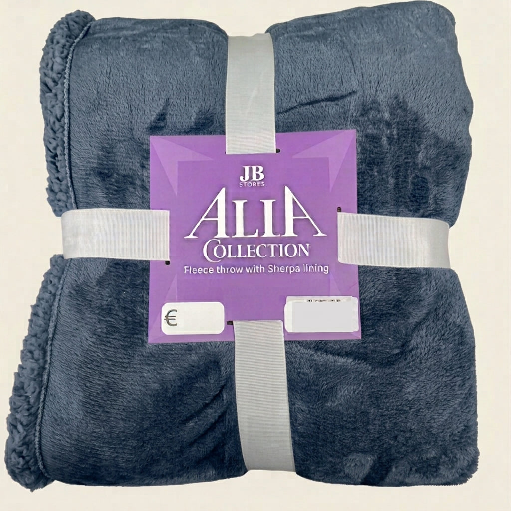 Alia Fleece Throw