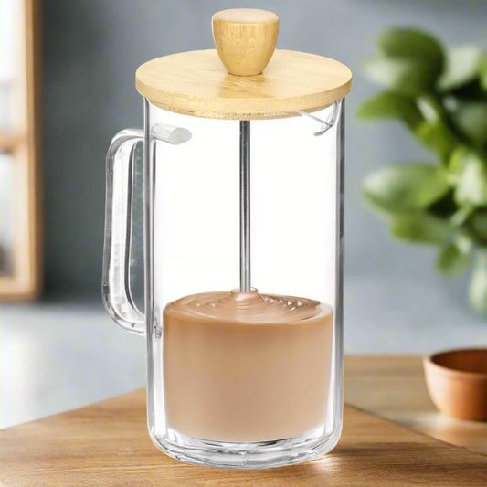 Teapot with plunge