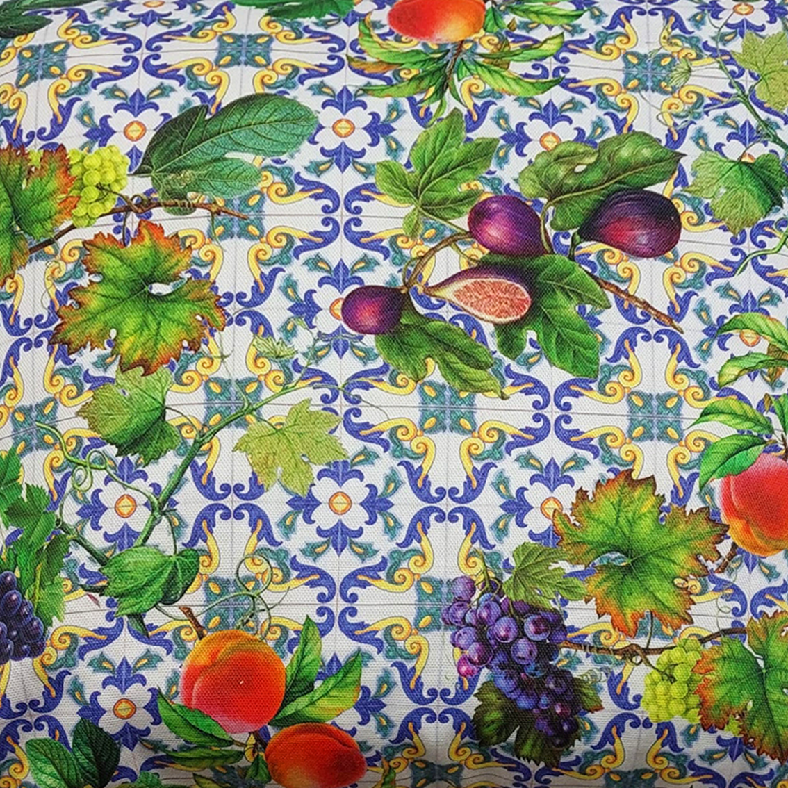 Fancy table cloth
