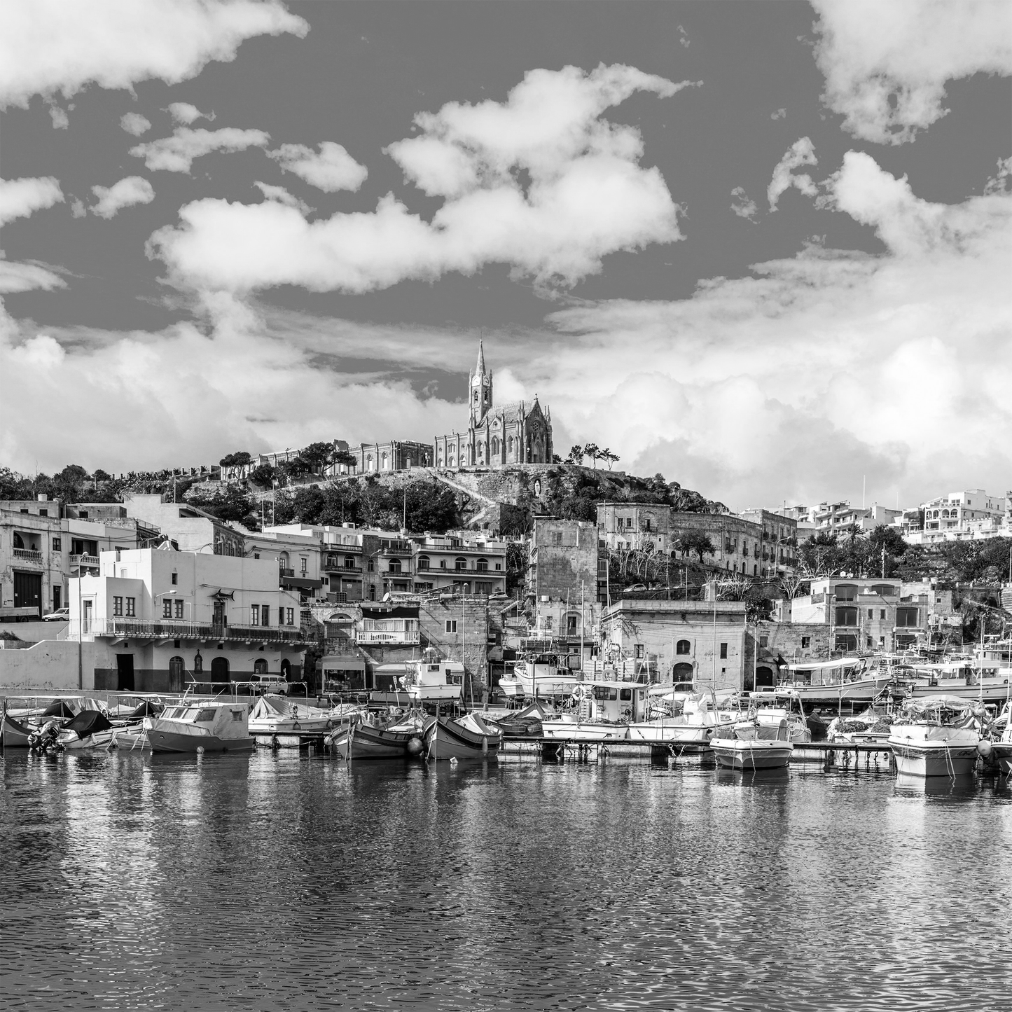 Black & White Malta Canvas 80x80cm