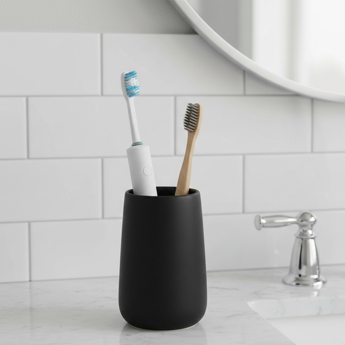 Black Toothbrush Holder