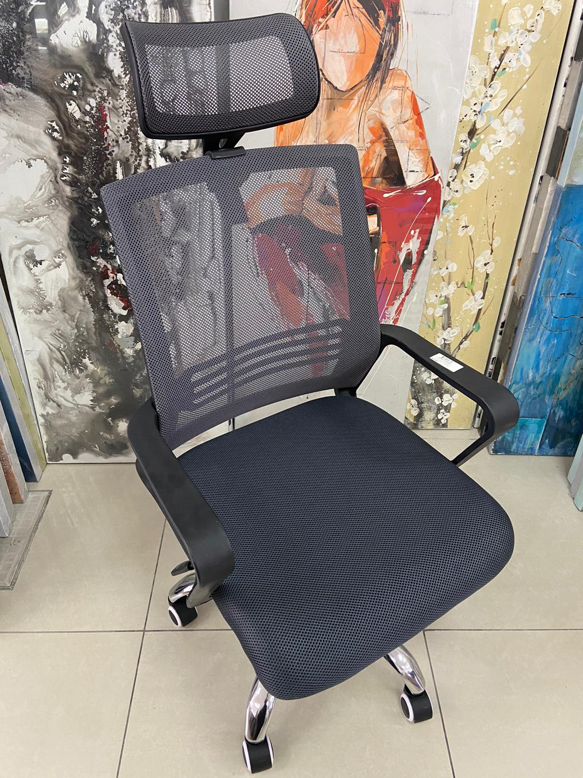 Desk chair with headrest